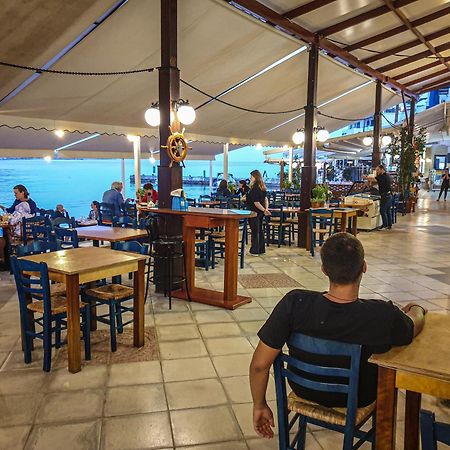 The Blue House Hotel Loutro Exterior photo