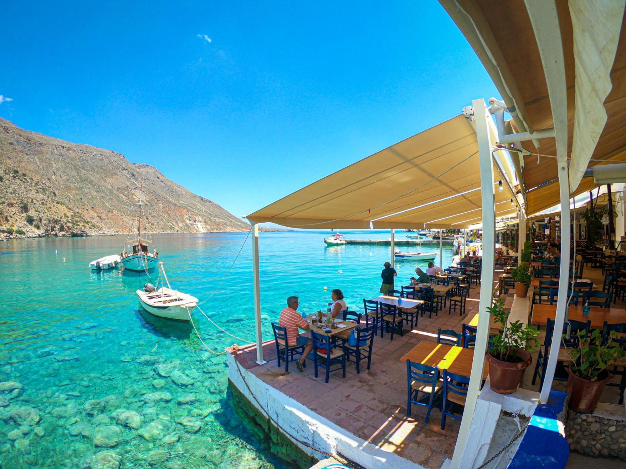 The Blue House Hotel Loutro Exterior photo