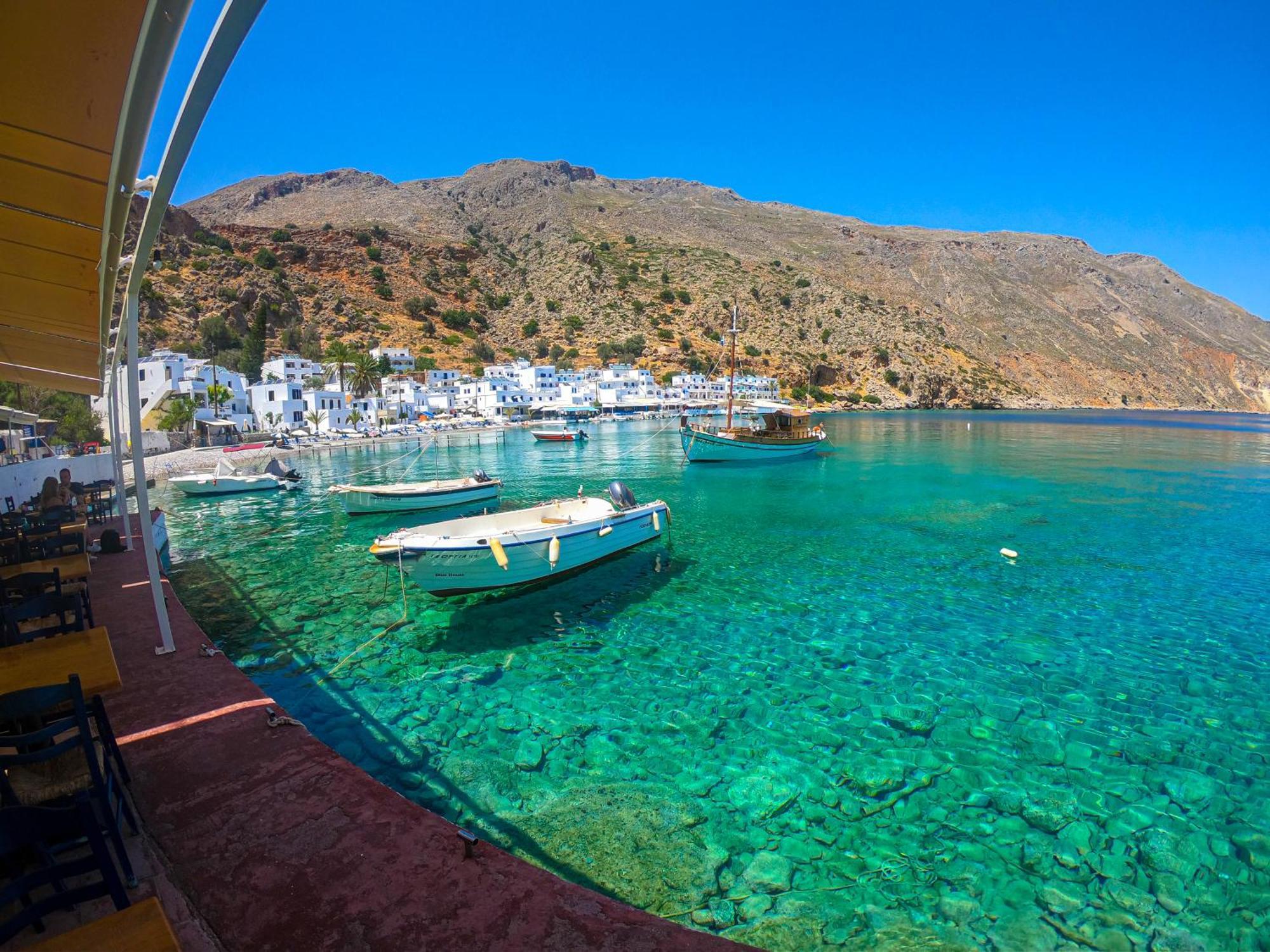The Blue House Hotel Loutro Exterior photo